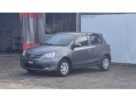 TOYOTA ETIOS 1.3 X 16V FLEX 4P MANUAL TOYOTA ETIOS 1.3 X 16V FLEX 4P MANUAL